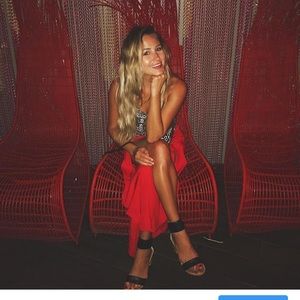 Meet your Posher, Sima